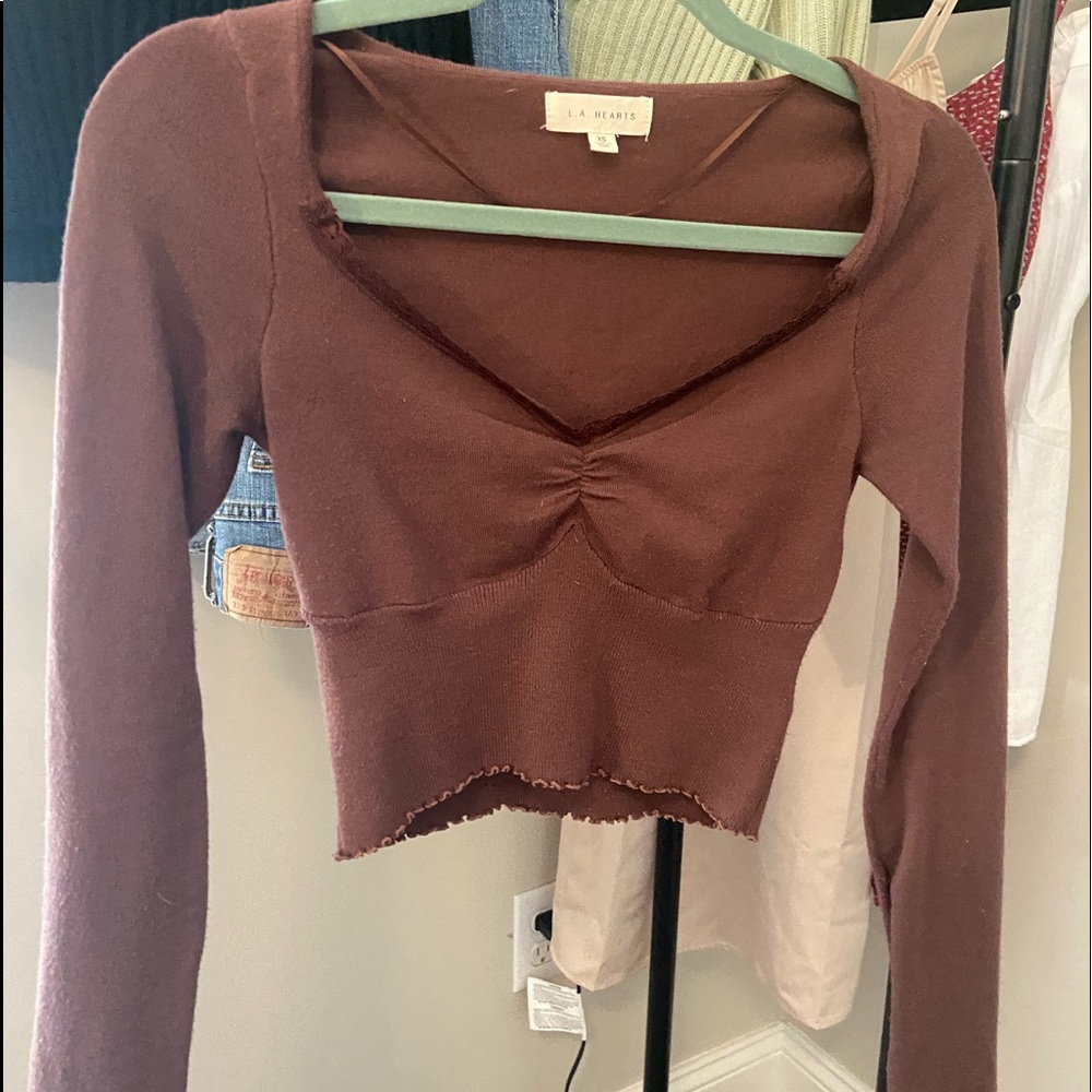 la hearts lace long sleeve sweetheart top